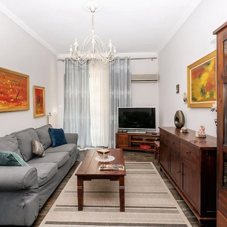 Charming & Authentic Gem - Walk To Port & Shops! Patras Exterior foto